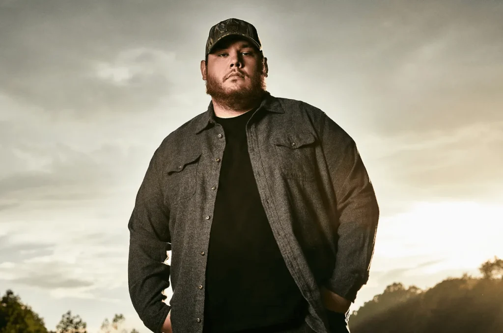 who is luke-combs 2024